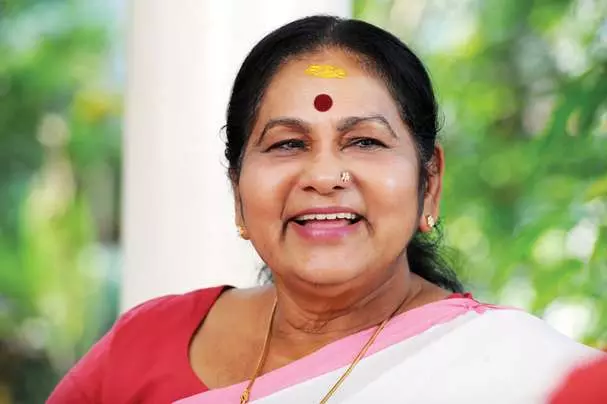 മത്സരിക്കാനില്ലെന്ന് കെപിഎസി ലളിത