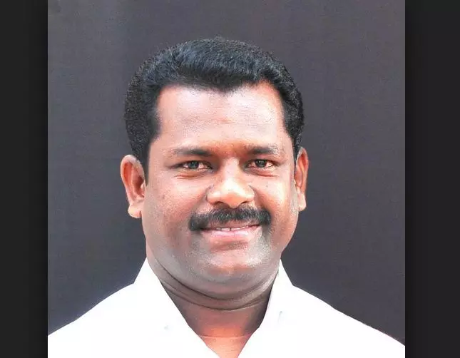 സിപിഐ സീറ്റ് നിഷേധിച്ച വൈക്കം എംഎല്എ കോണ്ഗ്രസ് സ്ഥാനാര്ഥിയായേക്കും സിപിഐ സീറ്റ് നിഷേധിച്ച വൈക്കം എംഎല്എ കോണ്ഗ്രസ് സ്ഥാനാര്ഥിയായേക്കും