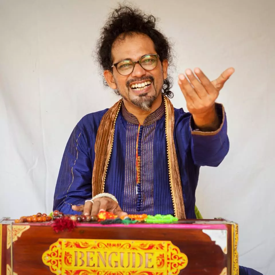 മോഹന്ലാലിനെ പുറന്തള്ളാന് ശ്രമിക്കുമ്പോഴാണ് മായാനദിയും ഈമയൌവും ഉണ്ടാകുന്നതെന്ന് ഷഹബാസ് അമന് മോഹന്ലാലിനെ പുറന്തള്ളാന് ശ്രമിക്കുമ്പോഴാണ് മായാനദിയും ഈമയൌവും ഉണ്ടാകുന്നതെന്ന് ഷഹബാസ് അമന്