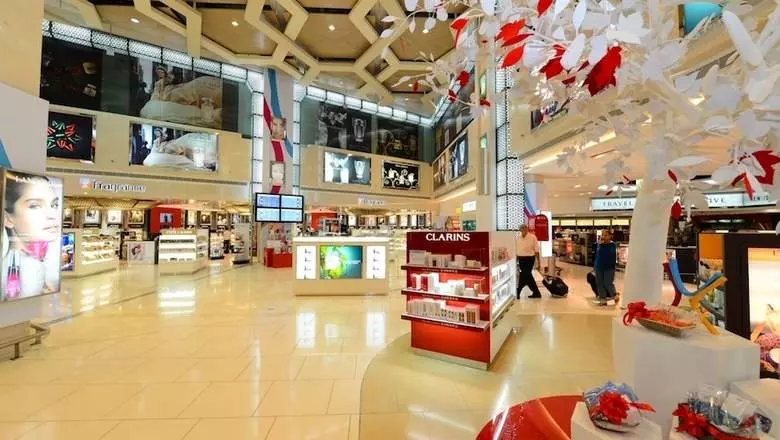 അന്താരാഷ്ട്ര തലത്തില് സുപ്രധാന നേട്ടവുമായി അബൂദബി വിമാനത്താവളം അന്താരാഷ്ട്ര തലത്തില് സുപ്രധാന നേട്ടവുമായി അബൂദബി വിമാനത്താവളം