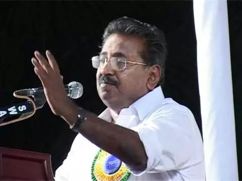 വി എസ് കേരളത്തിന്റെ അടുത്ത മുഖ്യമന്ത്രിയായാല്‍ പേടിക്കാനൊന്നുമില്ലെന്ന് എം ഐ ഷാനവാസ്