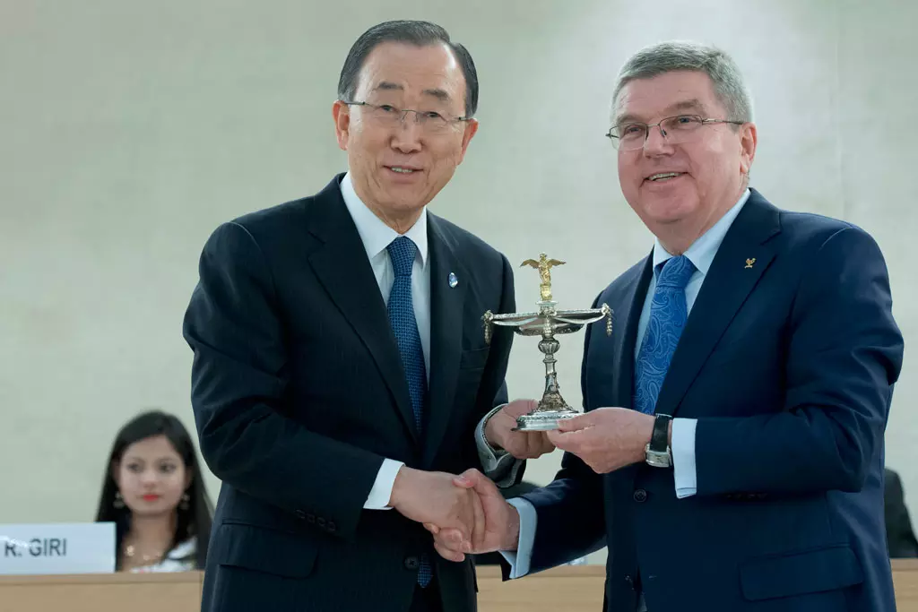 ഒളിംപിക്സ് ദീപശിഖ ഐക്യരാഷ്ട്രസഭാ ആസ്ഥാനത്ത്