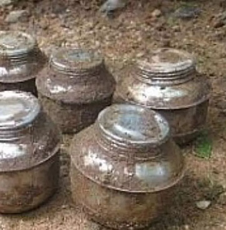 നാദാപുരം ബോംബ് സ്ഫോടനം: പരിക്കേറ്റയാള് മരിച്ചു നാദാപുരം ബോംബ് സ്ഫോടനം: പരിക്കേറ്റയാള് മരിച്ചു