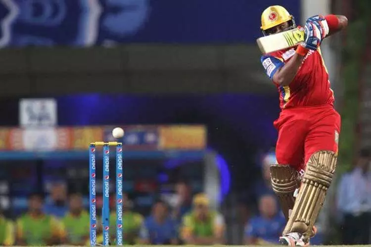 സര്‍ഫ്രാസ് മകനെപ്പോലെയെന്ന് ഗെയില്‍