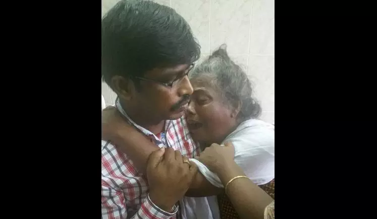 ജിഷയുടെ അമ്മക്ക് സാമ്പത്തിക സഹായം നല്കുന്നതിന് എറണാകുളം കളക്ടര് ബാങ്ക് അക്കൌണ്ട് തുറന്നു ജിഷയുടെ അമ്മക്ക് സാമ്പത്തിക സഹായം നല്കുന്നതിന് എറണാകുളം കളക്ടര് ബാങ്ക് അക്കൌണ്ട് തുറന്നു