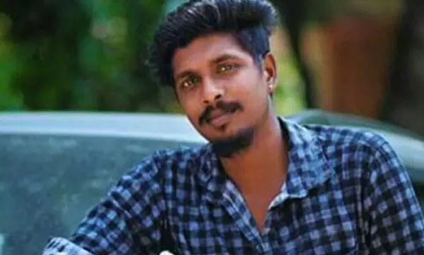 വരാപ്പുഴ കസ്റ്റഡി മരണം: ദൃക്സാക്ഷികളുടെ വെളിപ്പെടുത്തല് പ്രത്യേക അന്വേഷണ സംഘം പരിശോധിക്കും വരാപ്പുഴ കസ്റ്റഡി മരണം: ദൃക്സാക്ഷികളുടെ വെളിപ്പെടുത്തല് പ്രത്യേക അന്വേഷണ സംഘം പരിശോധിക്കും