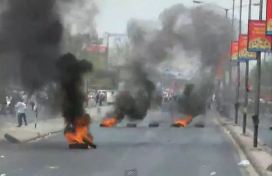 പട്ടേല് സംവരണ സമരത്തെ തുടര്ന്ന് ഏര്പ്പെടുത്തിയ നിരോധനാജ്ഞ പിന്വലിച്ചു പട്ടേല് സംവരണ സമരത്തെ തുടര്ന്ന് ഏര്പ്പെടുത്തിയ നിരോധനാജ്ഞ പിന്വലിച്ചു