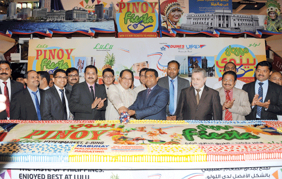 ഫിലിപ്പൈന്സിന്റെ സാംസ്കാരിക സവിശേഷതകള് പങ്കുവെച്ച് പിനോയ് ഫിയസ്റ്റ ഫിലിപ്പൈന്സിന്റെ സാംസ്കാരിക സവിശേഷതകള് പങ്കുവെച്ച് പിനോയ് ഫിയസ്റ്റ