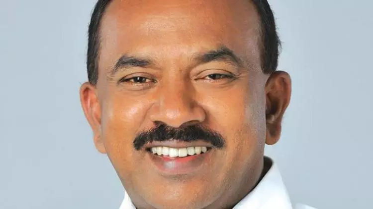 കേരളത്തില് വിലക്കയറ്റം തടയുമെന്ന് ഭക്ഷ്യമന്ത്രി കേരളത്തില് വിലക്കയറ്റം തടയുമെന്ന് ഭക്ഷ്യമന്ത്രി