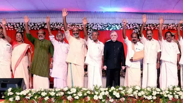 നൂറാംദിനത്തില് പുതിയ ഭവനപദ്ധതിയുമായി എല്ഡിഎഫ് സര്ക്കാര് നൂറാംദിനത്തില് പുതിയ ഭവനപദ്ധതിയുമായി എല്ഡിഎഫ് സര്ക്കാര്