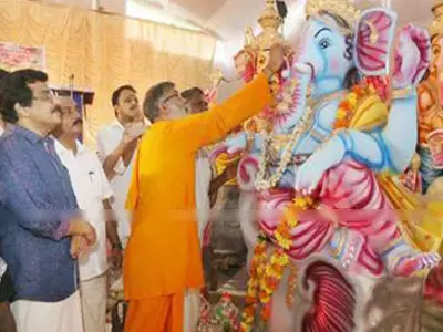 ശിവസേനയുടെ പരിപാടിയില്‍ എംകെ മുനീര്‍; വിശദീകരണം എഴുതി നല്‍കി