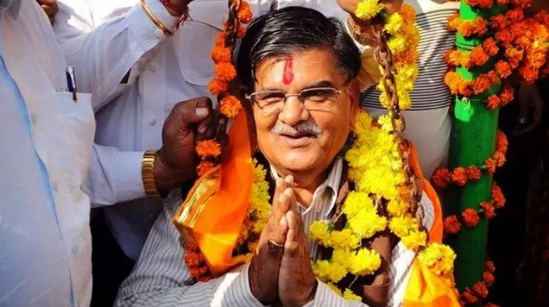 മന്മോഹന്സിങിനെതിരെ അശ്ലീല പദപ്രയോഗവുമായി രാജസ്ഥാന് മന്ത്രി മന്മോഹന്സിങിനെതിരെ അശ്ലീല പദപ്രയോഗവുമായി രാജസ്ഥാന് മന്ത്രി