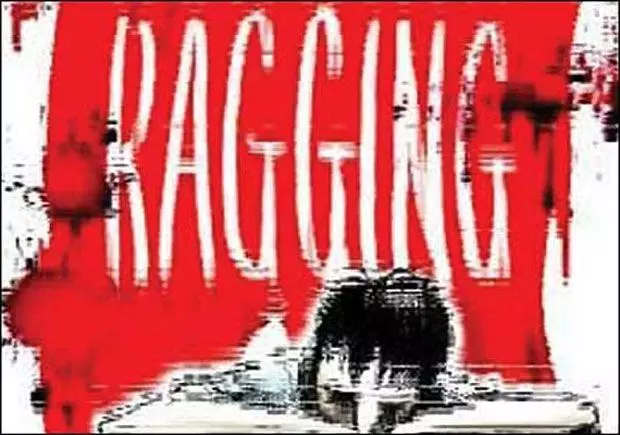 മലയാളി വിദ്യാര്‍ഥിനി ക്രൂരമായ റാഗിങിന് ഇരയായി