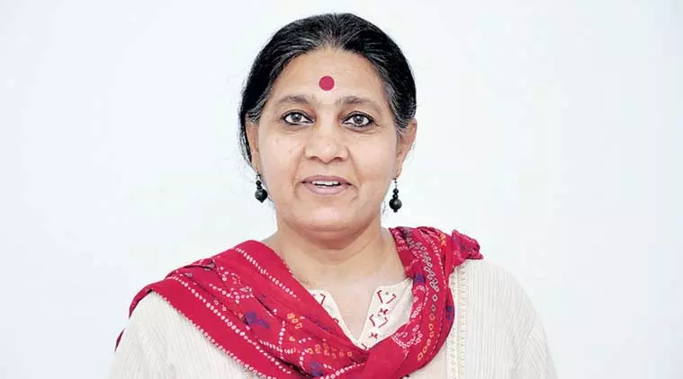 പശ്ചിമബംഗാള് സെക്രട്ടറിയും ഇടതുമുന്നണി ചെയര്മാനും കേന്ദ്രകമ്മിറ്റിയെ ബ്ലാക്ക്മെയില് ചെയ്തെന്ന് ജഗ്മതി സാംഗ്വാന് പശ്ചിമബംഗാള് സെക്രട്ടറിയും ഇടതുമുന്നണി ചെയര്മാനും കേന്ദ്രകമ്മിറ്റിയെ ബ്ലാക്ക്മെയില് ചെയ്തെന്ന് ജഗ്മതി സാംഗ്വാന്