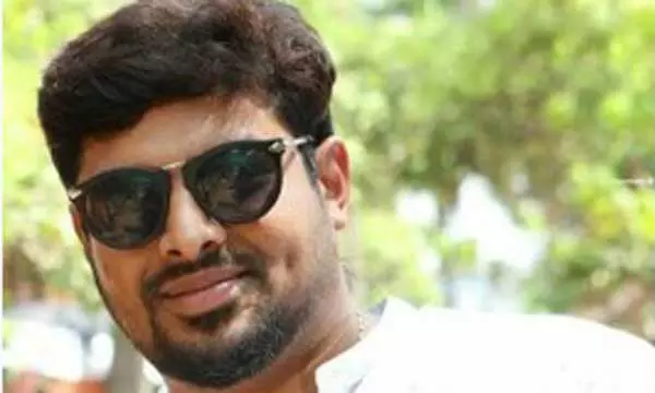 അവരുടെ രാവുകളുടെ നിര്‍മാതാവ് ആത്മഹത്യ ചെയ്തു