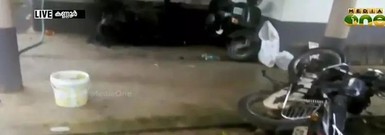 സിപിഎം, ബിജെപി പ്രവര്‍ത്തകരുടെ കൊലപാതകം: പയ്യന്നൂരില്‍ വ്യാപക അക്രമം