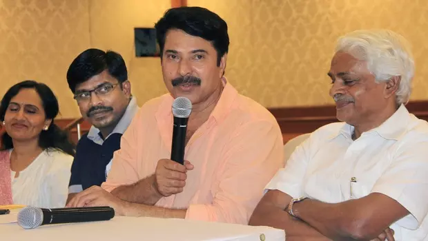 വരള്ച്ചയെ നേരിടാന് ഓണ് യുവര് വാട്ടര് കാമ്പയിനുമായി മമ്മൂട്ടി വരള്ച്ചയെ നേരിടാന് ഓണ് യുവര് വാട്ടര് കാമ്പയിനുമായി മമ്മൂട്ടി