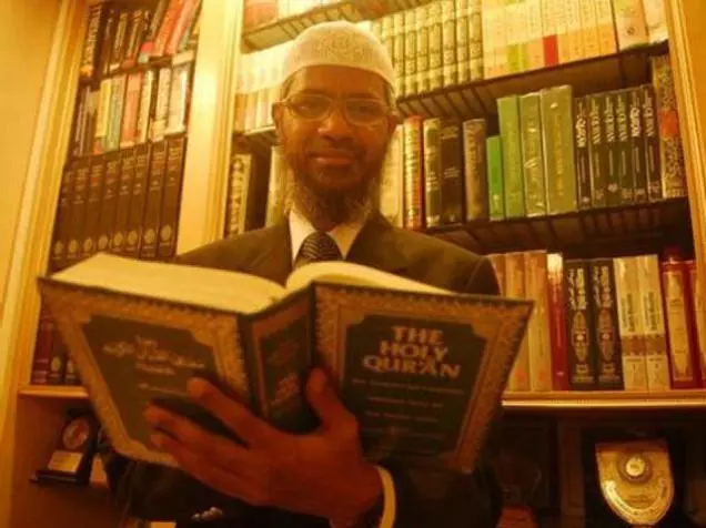 സാകിര് നായിക്കിന്റെ പീസ് ടി.വി ബംഗ്ലാദേശ് സര്ക്കാര് നിരോധിച്ചു സാകിര് നായിക്കിന്റെ പീസ് ടി.വി ബംഗ്ലാദേശ് സര്ക്കാര് നിരോധിച്ചു