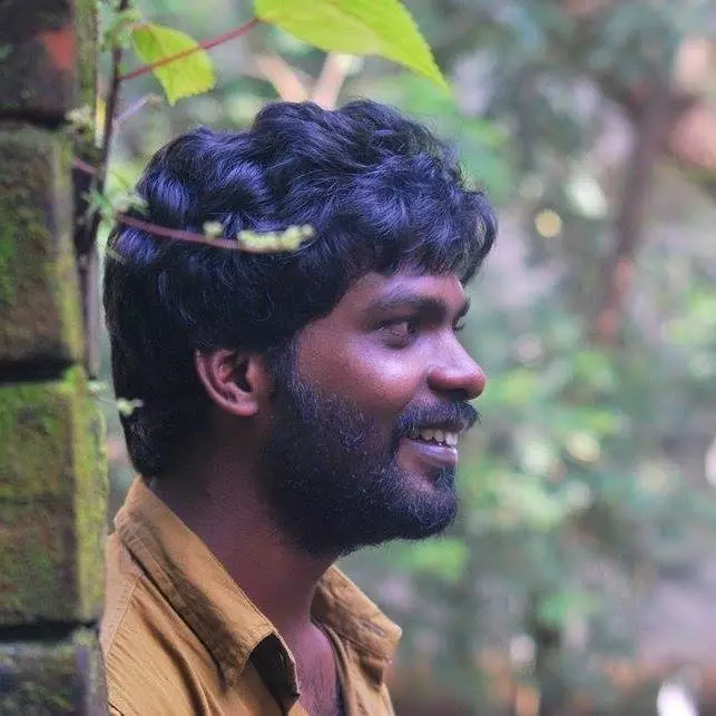 യുവ എഴുത്തുകാരന്‍ ജിംഷാറിനെ ആക്രമിച്ചതായി പരാതി