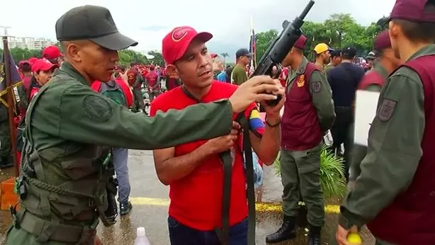 ഊര്ജ പ്രതിസന്ധി മറികടക്കാന് വെനിസ്വേലയില് കര്ശന നടപടി ഊര്ജ പ്രതിസന്ധി മറികടക്കാന് വെനിസ്വേലയില് കര്ശന നടപടി