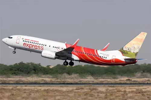 എയര് ഇന്ത്യ എക്സ്പ്രസിനെതിരെ കുവൈത്ത് - കോഴിക്കോട് യാത്രക്കാര് എയര് ഇന്ത്യ എക്സ്പ്രസിനെതിരെ കുവൈത്ത് - കോഴിക്കോട് യാത്രക്കാര്