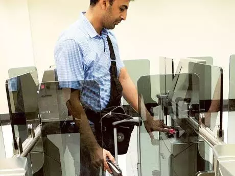 ഇ- ഗേറ്റുകളില്‍ എമിറേറ്റ്സ് ഐഡി കാര്‍ഡ് ഉപയോഗിക്കാമെന്ന് ദുബൈ