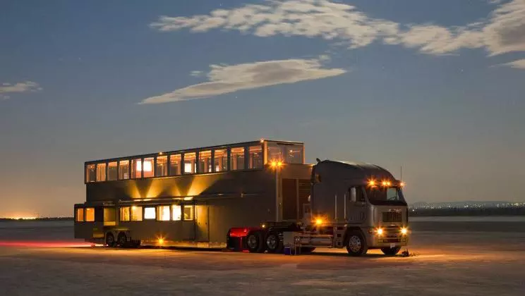 അബൂദബിയില് സഞ്ചരിക്കുന്ന ഭക്ഷണശാലകള്ക്ക് അനുമതി അബൂദബിയില് സഞ്ചരിക്കുന്ന ഭക്ഷണശാലകള്ക്ക് അനുമതി