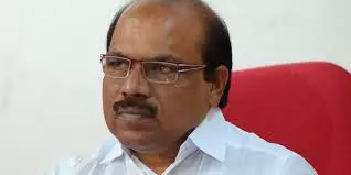 യുഡിഎഫ് സ്ഥാനാര്ത്ഥി ഇബ്രാഹിംകുഞ്ഞിന് വേണ്ടി കുട വിതരണം നടത്താന് ശ്രമം യുഡിഎഫ് സ്ഥാനാര്ത്ഥി ഇബ്രാഹിംകുഞ്ഞിന് വേണ്ടി കുട വിതരണം നടത്താന് ശ്രമം