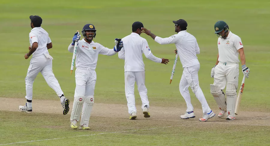 17 വര്ഷത്തെ ഇടവേളക്കു ശേഷം കംഗാരുക്കളെ ടെസ്റ്റില് തകര്ത്ത് ശ്രീലങ്ക 17 വര്ഷത്തെ ഇടവേളക്കു ശേഷം കംഗാരുക്കളെ ടെസ്റ്റില് തകര്ത്ത് ശ്രീലങ്ക