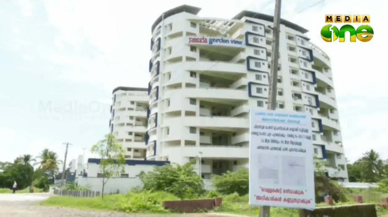 ചിലവന്നൂരിലെ തോട് ഫ്ലാറ്റ് നിര്‍മാതാക്കള്‍ നികത്തിയതായി കണ്ടെത്തി