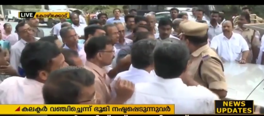 സ്ഥലം വിട്ടുനല്‍കുന്നവര്‍ക്ക് പൊന്നുംവില നല്‍കുമെന്ന കളക്ടറുടെ ഉറപ്പനുസരിച്ച് പണം നല്‍കാനാവില്ലെന്ന് ദേശീയ പാത അതോറിറ്റി