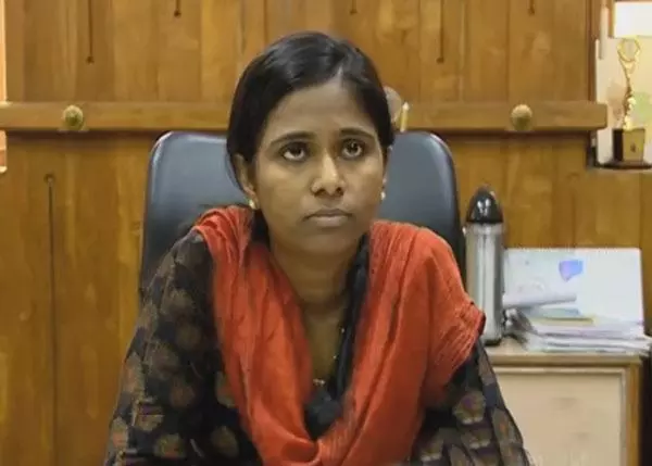 ജില്ല ഭരണം ജനങ്ങള്ക്കരികെ എന്ന പദ്ധതി മലപ്പുറത്തും നടപ്പിലാക്കുമെന്ന് ഷൈനമോള് ജില്ല ഭരണം ജനങ്ങള്ക്കരികെ എന്ന പദ്ധതി മലപ്പുറത്തും നടപ്പിലാക്കുമെന്ന് ഷൈനമോള്