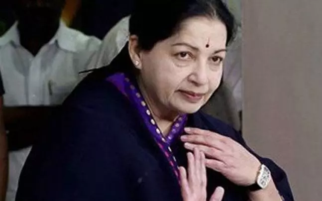 വിമര്ശകര്ക്കെതിരെ അപകീര്ത്തി കേസ്; ജയലളിതക്കെതിരെ സുപ്രീം കോടതി വിമര്ശകര്ക്കെതിരെ അപകീര്ത്തി കേസ്; ജയലളിതക്കെതിരെ സുപ്രീം കോടതി