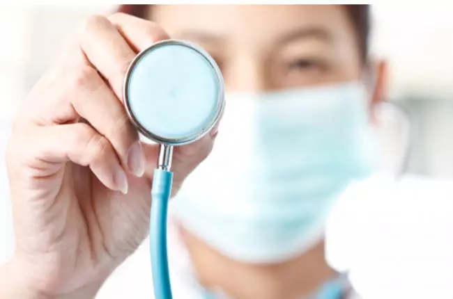 രോഗവും ബാധ്യതകളും തളര്‍ത്തിയ മനസും ശരീരവുമായി ഫരീദ് നാട്ടിലേക്ക് യാത്രയായി