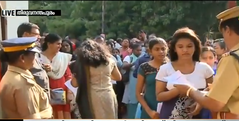 സ്വാശ്രയ മെഡിക്കല്‍ പ്രവേശം: മെറിറ്റ് സീറ്റിലുള്‍പ്പടെ 30ശതമാനം ഫീസ് വര്‍ധിച്ചു