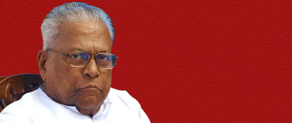 നാണമില്ലാത്തവന് ഉടുതുണി കൊടുക്കുന്ന തുണിക്കടയല്ല കോടതിയെന്ന് വിഎസ്