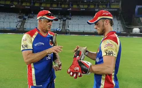 നീ ആരാണെന്നാണ് കരുതുന്നത്? ഡിവില്ലിയേഴ്സിനോട് പരിശീലകന്റെ ചോദ്യം നീ ആരാണെന്നാണ് കരുതുന്നത്? ഡിവില്ലിയേഴ്സിനോട് പരിശീലകന്റെ ചോദ്യം