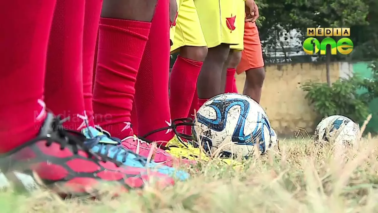 സുബ്രതോ കപ്പിനായി മലപ്പുറം എം.എസ്.പി സ്കൂൾ ടീം യാത്ര തിരിച്ചു സുബ്രതോ കപ്പിനായി മലപ്പുറം എം.എസ്.പി സ്കൂൾ ടീം യാത്ര തിരിച്ചു