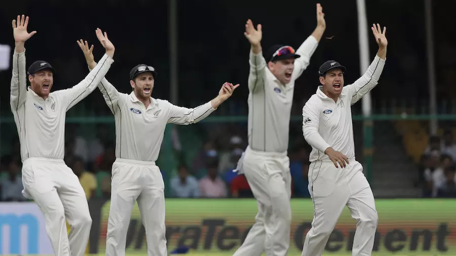 ഇന്ത്യക്ക് കിവി പൂട്ട്; ഒമ്പതിന് 291 ഇന്ത്യക്ക് കിവി പൂട്ട്; ഒമ്പതിന് 291