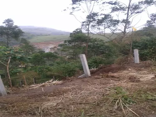 പട്ടയമേളയില് ഭൂമി അനുവദിച്ച കുടുംബങ്ങള്ക്ക് പട്ടയമോ ഭൂമിയോ ലഭിച്ചില്ലെന്ന് പരാതി പട്ടയമേളയില് ഭൂമി അനുവദിച്ച കുടുംബങ്ങള്ക്ക് പട്ടയമോ ഭൂമിയോ ലഭിച്ചില്ലെന്ന് പരാതി