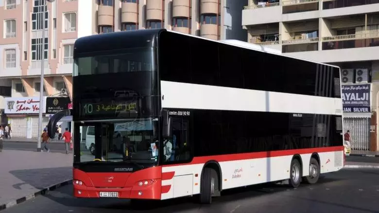 ദുബൈയിലെ ഏഴ് ബസ് റൂട്ടുകള് പരിഷ്കരിക്കാന് തീരുമാനം ദുബൈയിലെ ഏഴ് ബസ് റൂട്ടുകള് പരിഷ്കരിക്കാന് തീരുമാനം