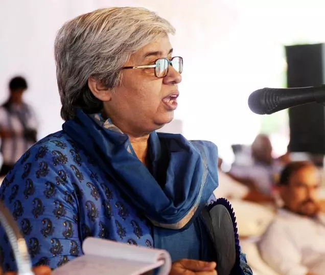 ഇന്ത്യയെ ഗുജറാത്താക്കാന്‍ ശ്രമം ശബ്‍നം ഹാഷ്‍മി