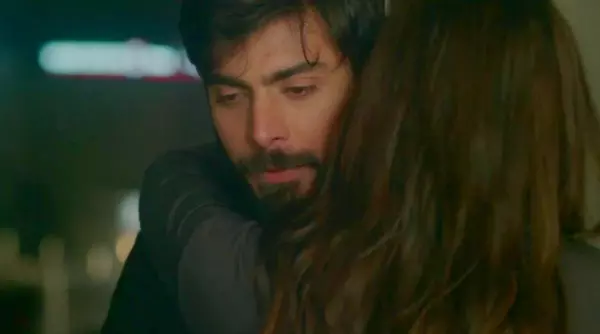 പാക് കലാകാരന്മാര്‍ 48 മണിക്കൂറിനകം രാജ്യം വിട്ടുപോകണമെന്ന് എം.എന്‍.എസ്