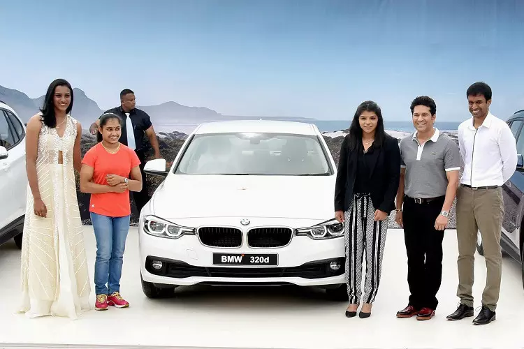 സച്ചിന്‍ സമ്മാനിച്ച ബിഎംഡബ്ലിയു കാര്‍ ദീപ കര്‍മാക്കര്‍ തിരിച്ചു നല്‍കും