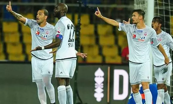 ഐഎസ്എല്ലില് ഇന്ന് നോര്ത്ത് ഈസ്റ്റഡ് പൂനെ പോരാട്ടം ഐഎസ്എല്ലില് ഇന്ന് നോര്ത്ത് ഈസ്റ്റഡ് പൂനെ പോരാട്ടം