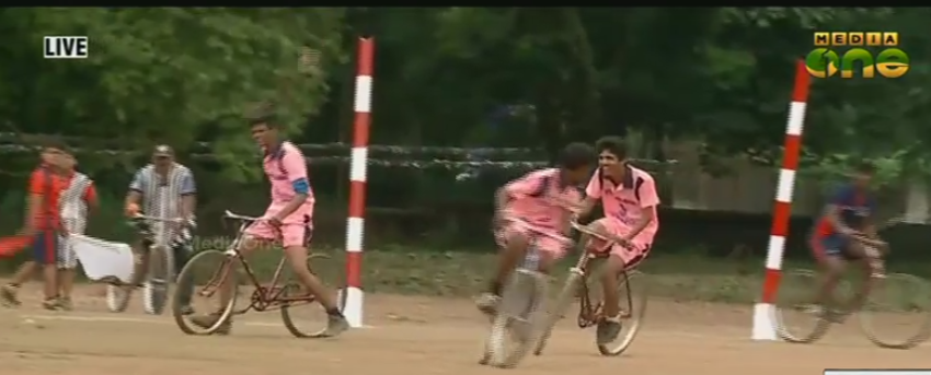 ദേശീയ സൈക്കിള്‍ പോളോ ചാമ്പ്യന്‍ഷിപ്പില്‍ കേരള  മത്സരിക്കുന്നതിനെ ചൊല്ലി തര്‍ക്കം