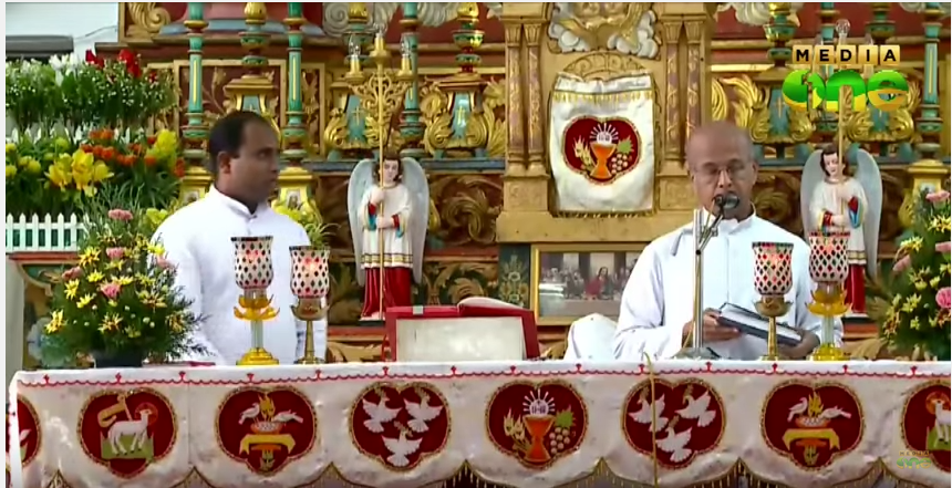 ലോകസമാധാനത്തിനായി പള്ളികളില്‍ പ്രാര്‍ഥനകള്‍