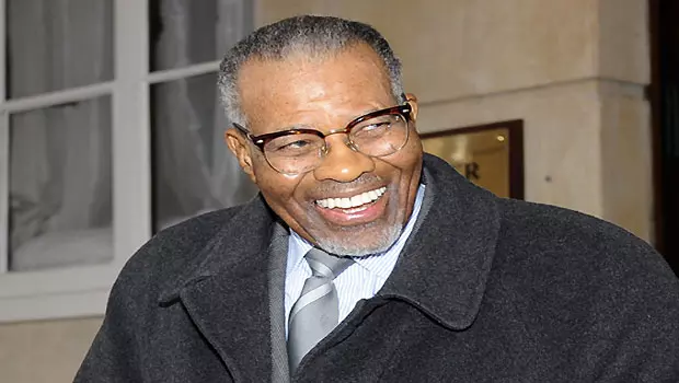 ഐഡിബി ബാങ്ക് അധ്യക്ഷ സ്ഥാനമൊഴിയുന്ന ഡോ. അഹമ്മദ് മുഹമ്മദ് അലിക്ക് യാത്രയപ്പ് നല്കി ഐഡിബി ബാങ്ക് അധ്യക്ഷ സ്ഥാനമൊഴിയുന്ന ഡോ. അഹമ്മദ് മുഹമ്മദ് അലിക്ക് യാത്രയപ്പ് നല്കി