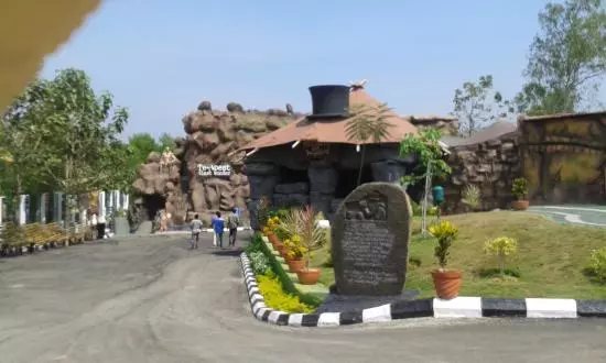 മാജിക് പ്ലാനറ്റില് സര്ക്കസ് കൂടി ഉള്പ്പെടുത്തുന്നു മാജിക് പ്ലാനറ്റില് സര്ക്കസ് കൂടി ഉള്പ്പെടുത്തുന്നു