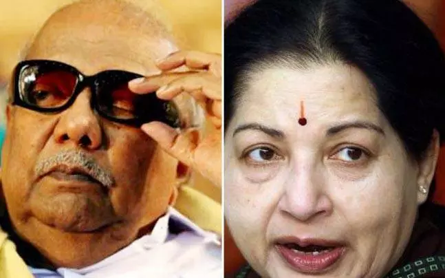 എഐഎഡിഎംകെയ്ക്കും ഡിഎംകെയ്ക്കും തെരഞ്ഞെടുപ്പ് കമ്മീഷന് നോട്ടീസ് എഐഎഡിഎംകെയ്ക്കും ഡിഎംകെയ്ക്കും തെരഞ്ഞെടുപ്പ് കമ്മീഷന് നോട്ടീസ്